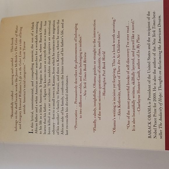 NWOT -- DREAMS FROM MY FATHER, By Barack Obama -- Paperback Book - Picture 2 of 3